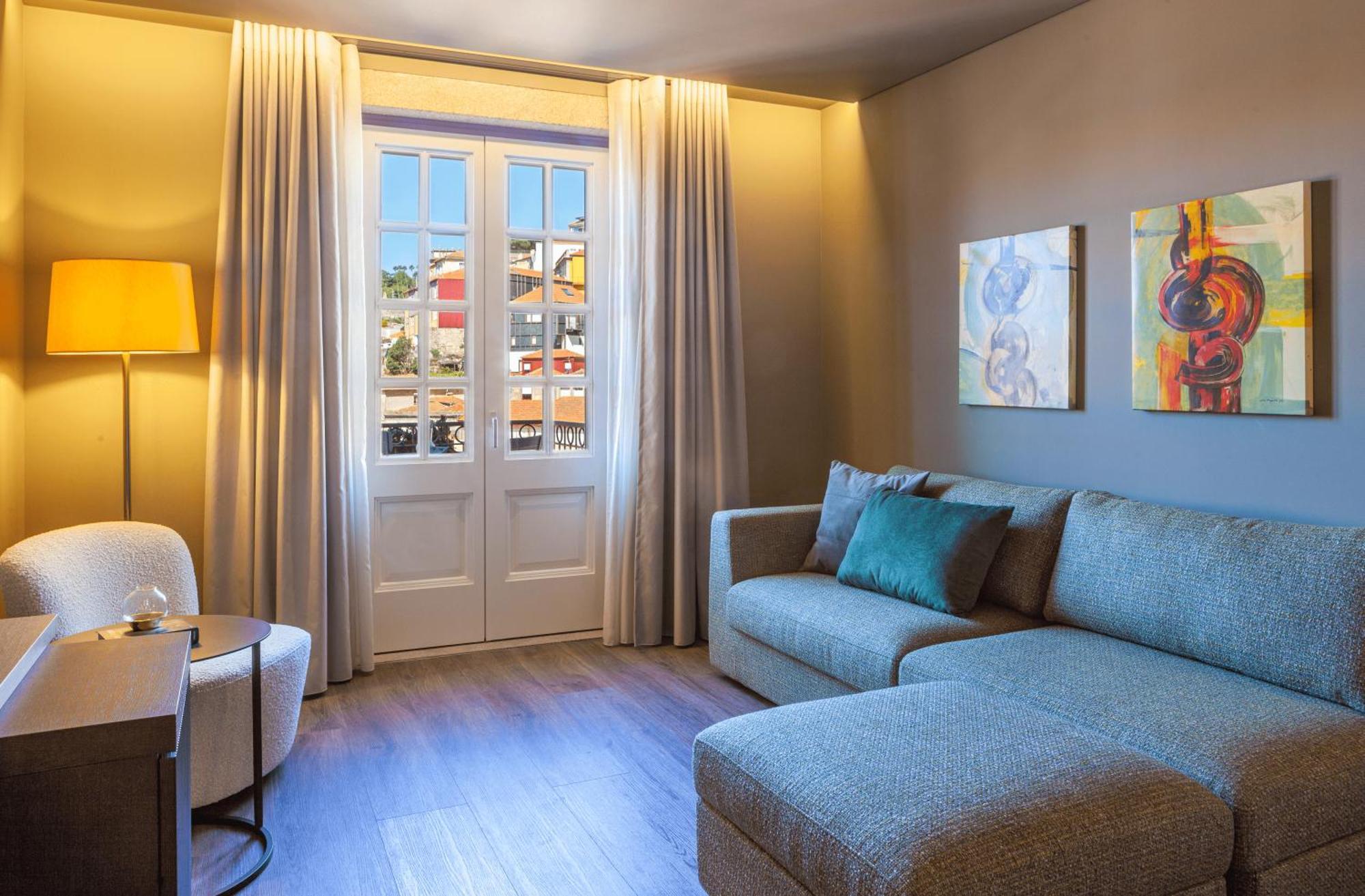 Hotel Timbre Virtudes Porto Exterior foto A living room at the hotel