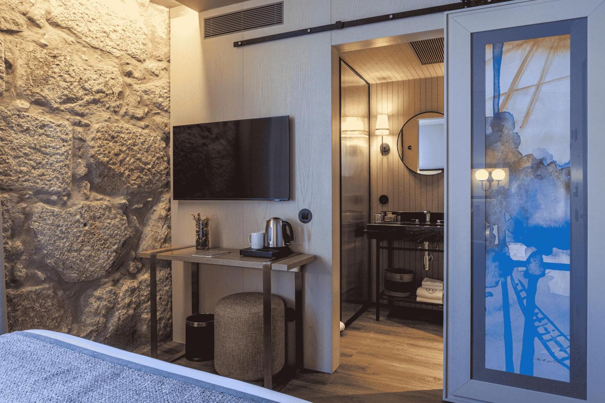 Hotel Timbre Virtudes Porto Exterior foto A room at the hotel